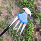 Handwerkzeuge zum Unkrautjäten im Garten