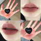 Samtige Lippencreme in Herzform